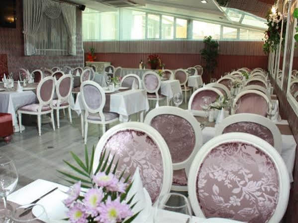 Kŭrdzhali Boutique Hotel Behi מראה חיצוני תמונה